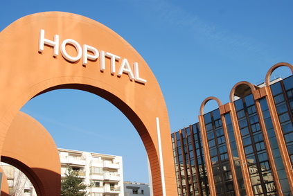 Clinique ou hôpital : quelles différences ?